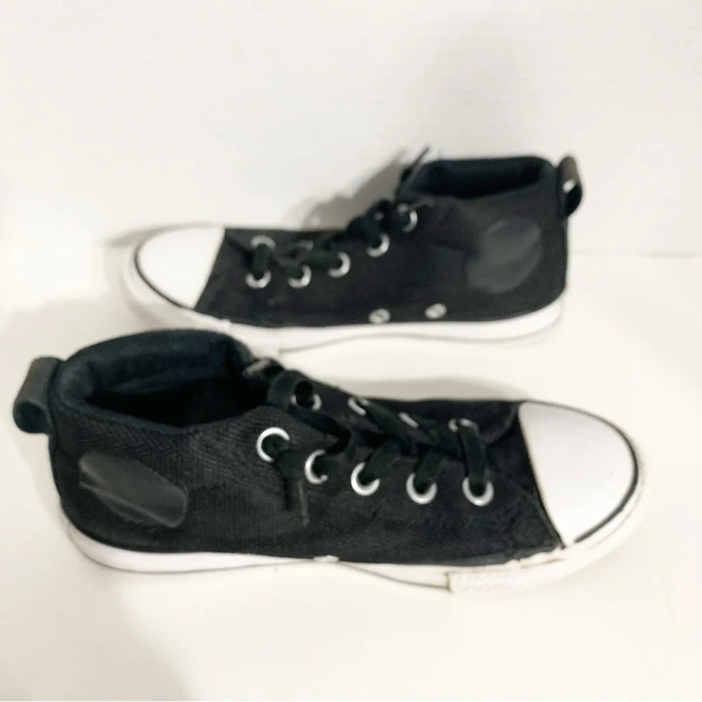 Chuck Taylor All Star Street Mid Lace Up Converse Sneakers Style 658648F Black⬛️